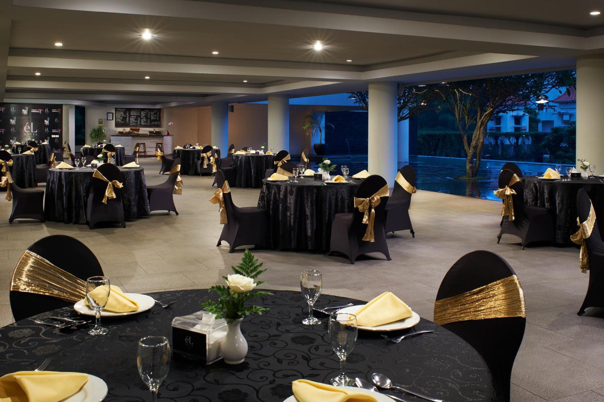 El Hotel Malang Dış mekan fotoğraf