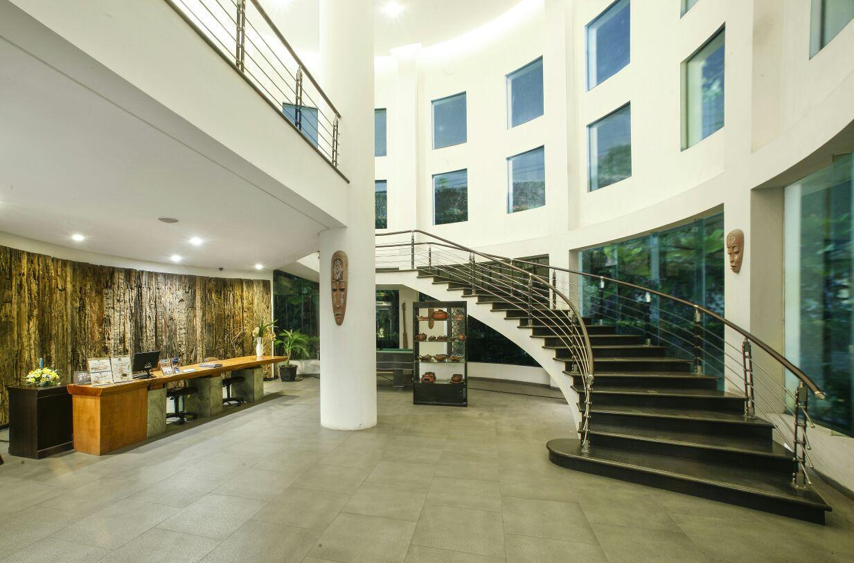 El Hotel Malang Dış mekan fotoğraf